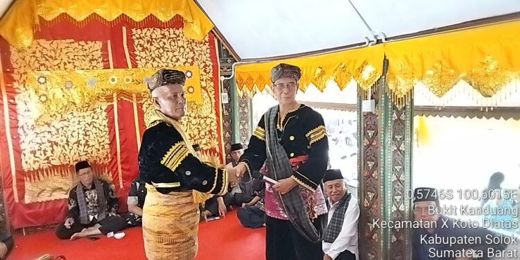 Gelar Turun-Temurun, Alisman Dt. Majo Sinaro Pewaris Manti Adat Suku Payo Boda di Nagari Bukit Kandung