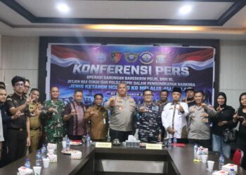 Polres Lingga Ikuti Konferensi PERSSecara Daring Melalui Zoom MeetingPengungkapan 800 Kg Ketamin HCL Senilai Rp, 1,28 Triliun
