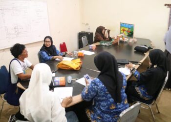 Kurasi Produk Kerajinan, Dekranasda Kota Solok Perkuat Daya Saing Produk Lokal